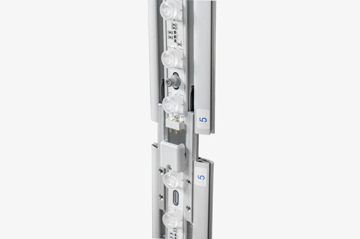 Profilé aluminium et rampe LED du totem Premium